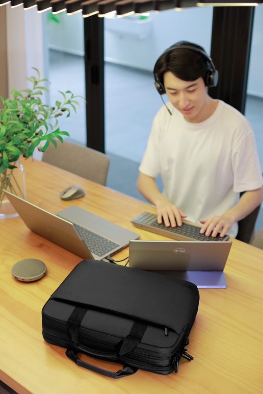 Dell EcoLoop Pro Briefcase 15 to 15.6 Inch - CC5623